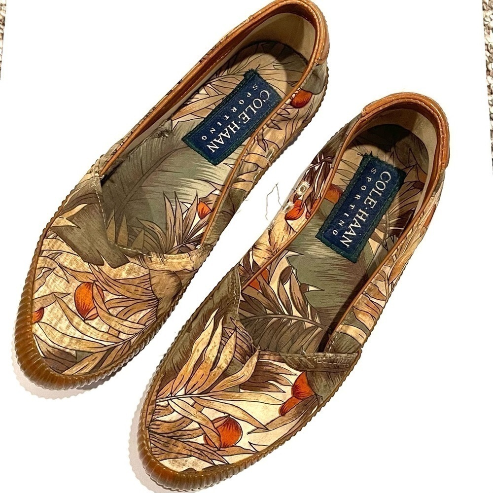 Vintage floral Cole Haab sport shoe
